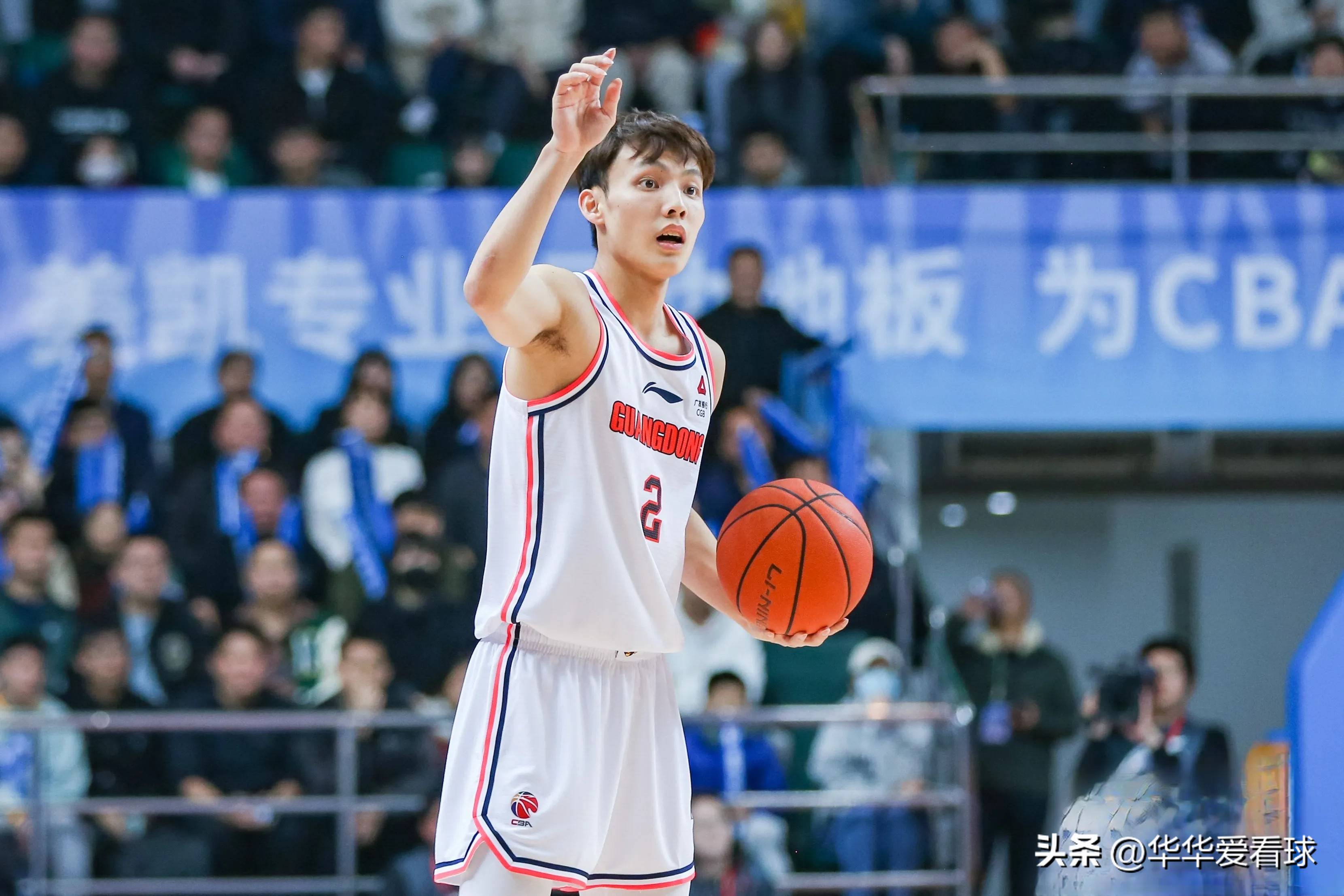 爱游戏精品手游合集风云突变！犹他爵士清晨豪取连胜，葡超版图或变，底气十足，球探报告显示潜力的简单介绍