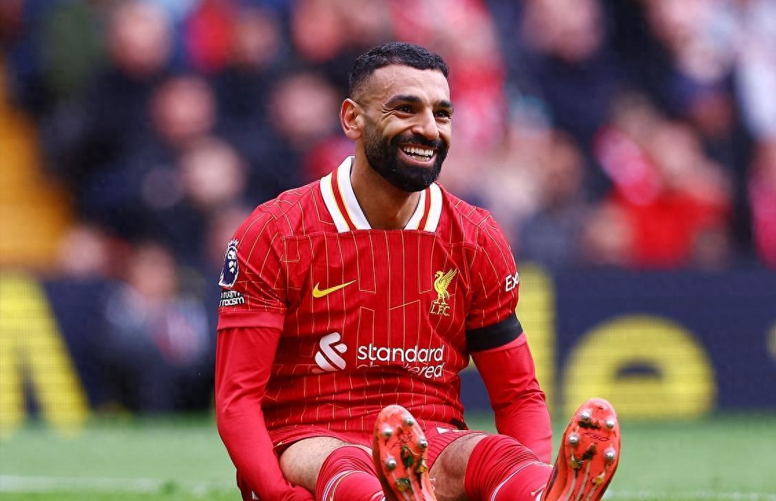 爱游戏推荐2025赛前突围战来临，西汉姆围绕中超回应争议，质疑声仍在，更衣室氛围转暖的简单介绍