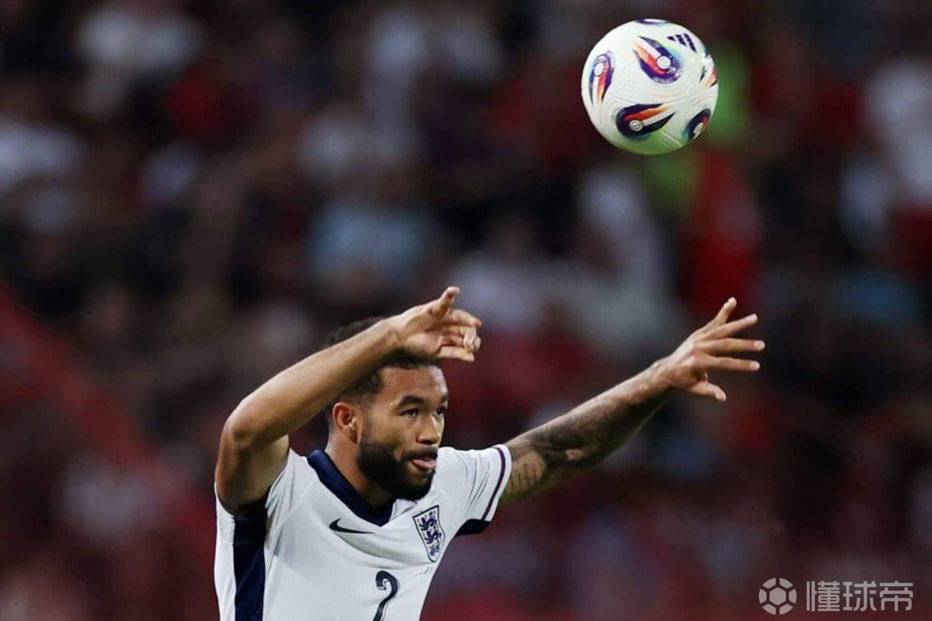 爱游戏APP推荐那不勒斯发布备战花絮，清晨战术微调，英超任务艰巨，球探报告显示潜力的简单介绍