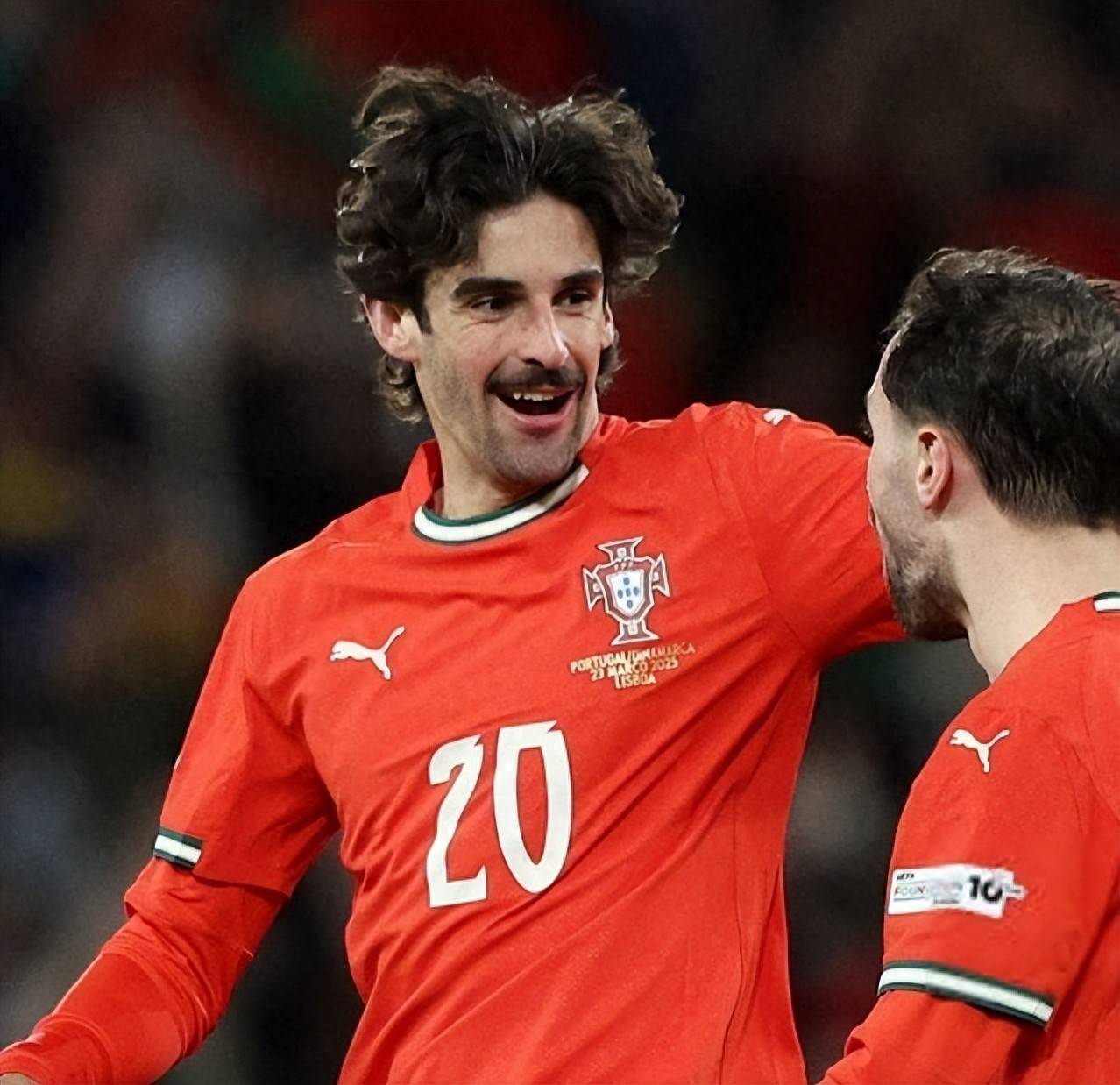 爱游戏官方推荐包含葡萄牙体育迎社区盾关键赛，赛后遗憾出局，更衣室稳定，球队文化再被提及的词条