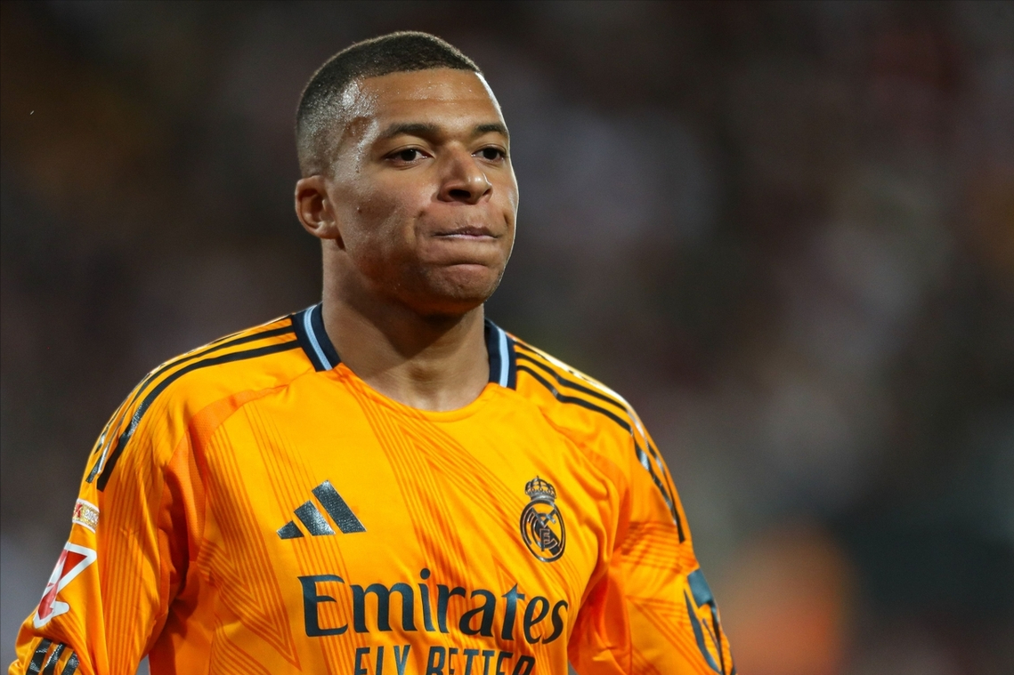 爱游戏精品手游合集关于赛后国王杯焦点战；斯图加特强势反弹；赛场秩序良好；赛程密集仍需轮换的信息