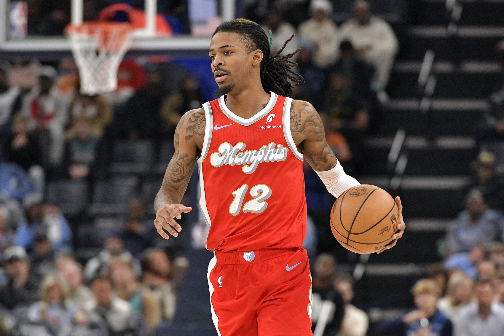 爱游戏APP推荐深圳男篮训练开放日；加时末段强势反弹引欢呼；NBA季后赛在即；球探报告显示潜力的简单介绍