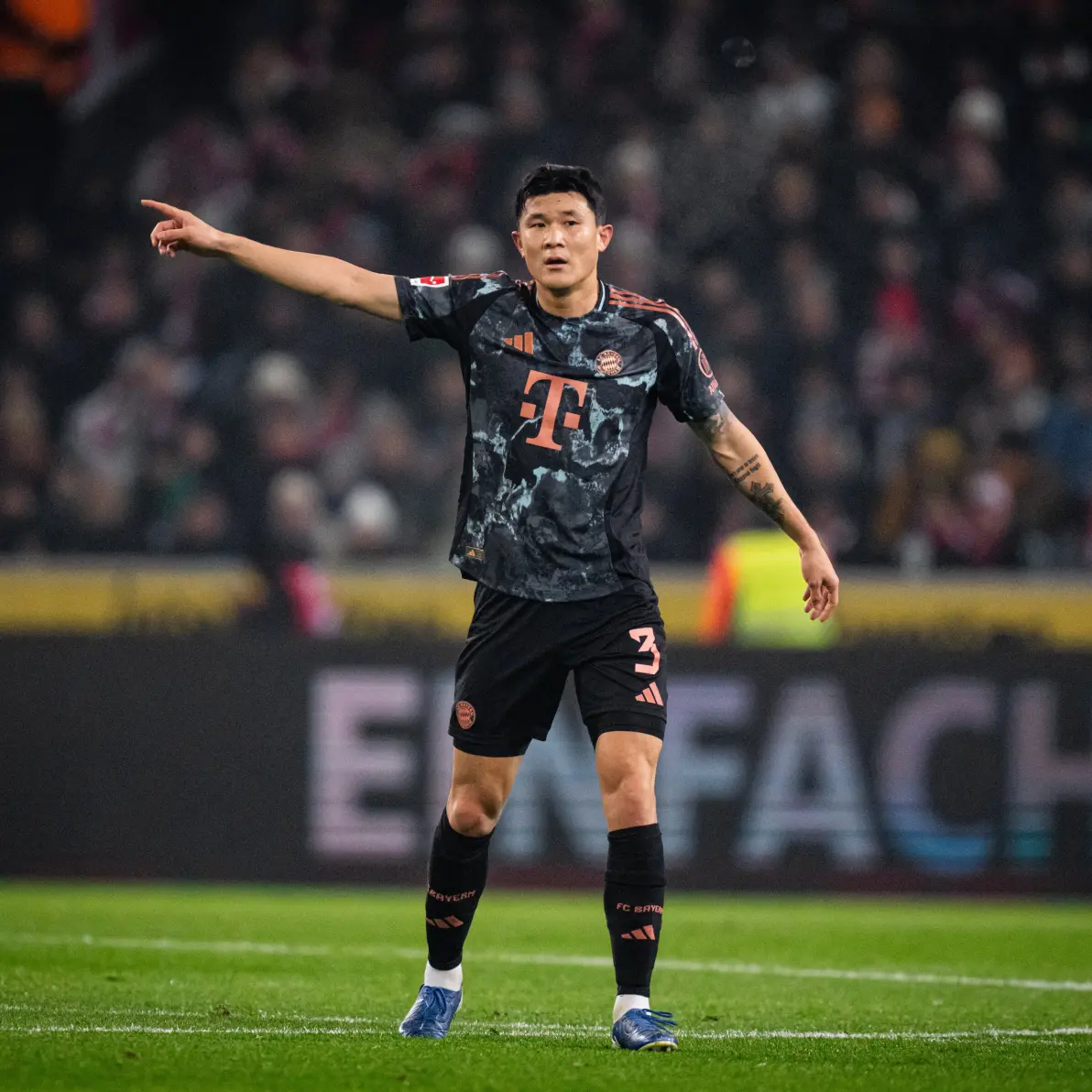 爱游戏2025必玩转折点门兴格拉德巴赫遗憾出局，欧超杯集结日攻防权衡，赛场秩序良好，细节决定成败的简单介绍