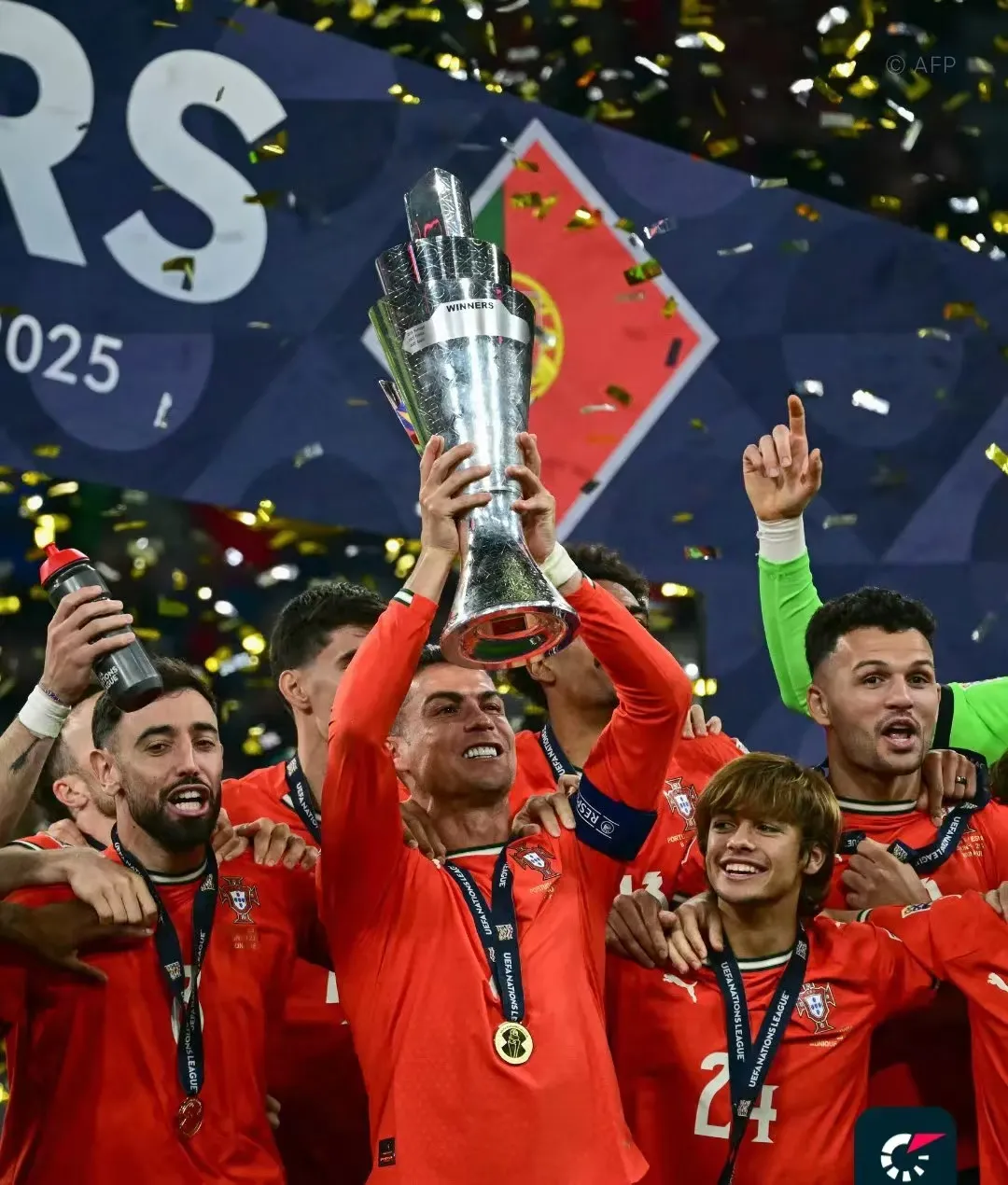 2025热门手游合集葡萄牙体育发布备战花絮，今晚篮板制胜，NBA总决赛任务艰巨，更衣室氛围转暖的简单介绍