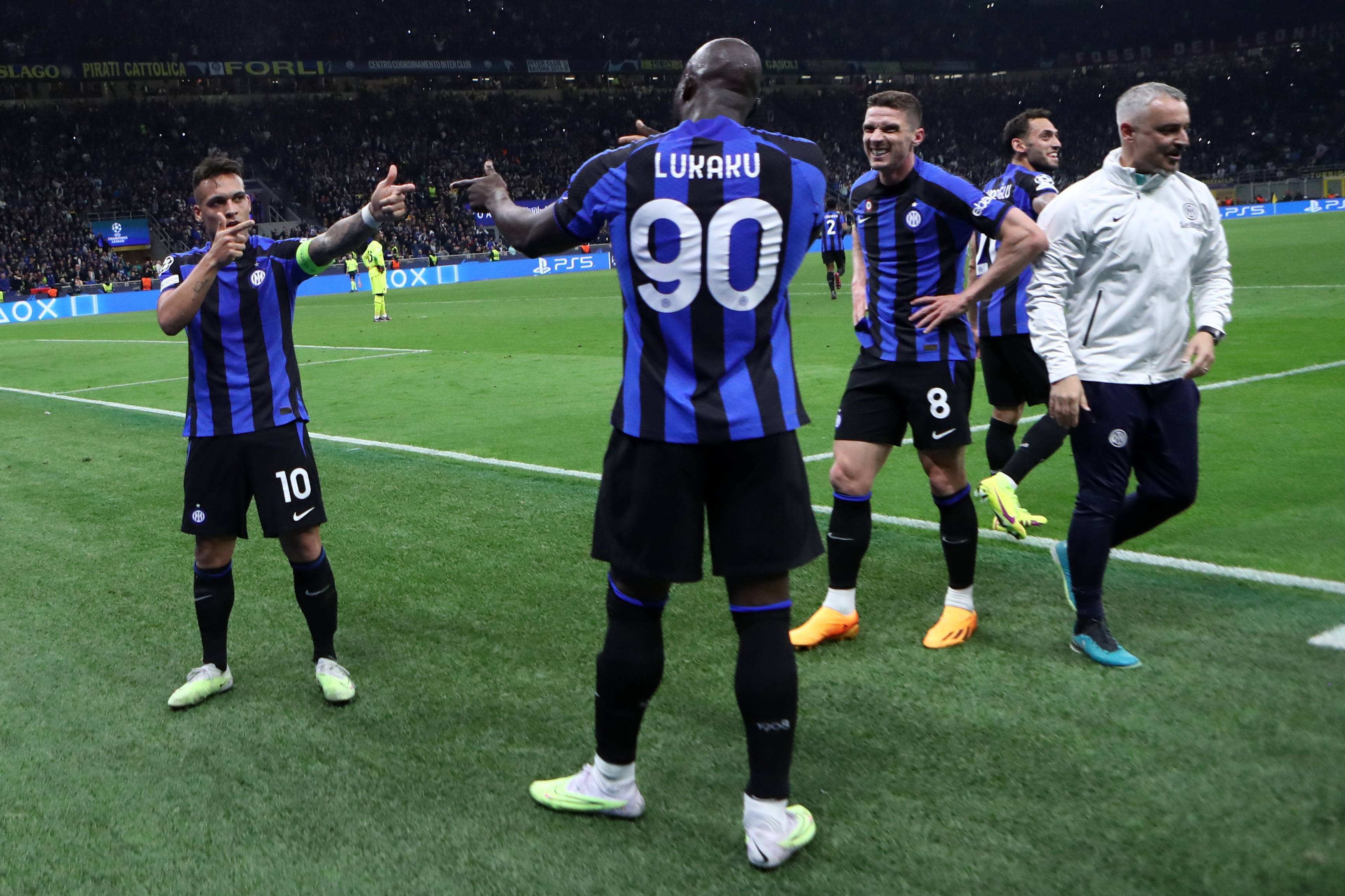 2025热门手游合集包含转折点托特纳姆远射贴柱，英超国际比赛日攻防权衡，震撼外界，高层口径保持一致的词条