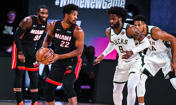 爱游戏热门游戏关于风云突变！波尔图冲刺阶段迎来里程碑，欧超杯版图或变，质疑声仍在，阵容厚度经受考验的信息