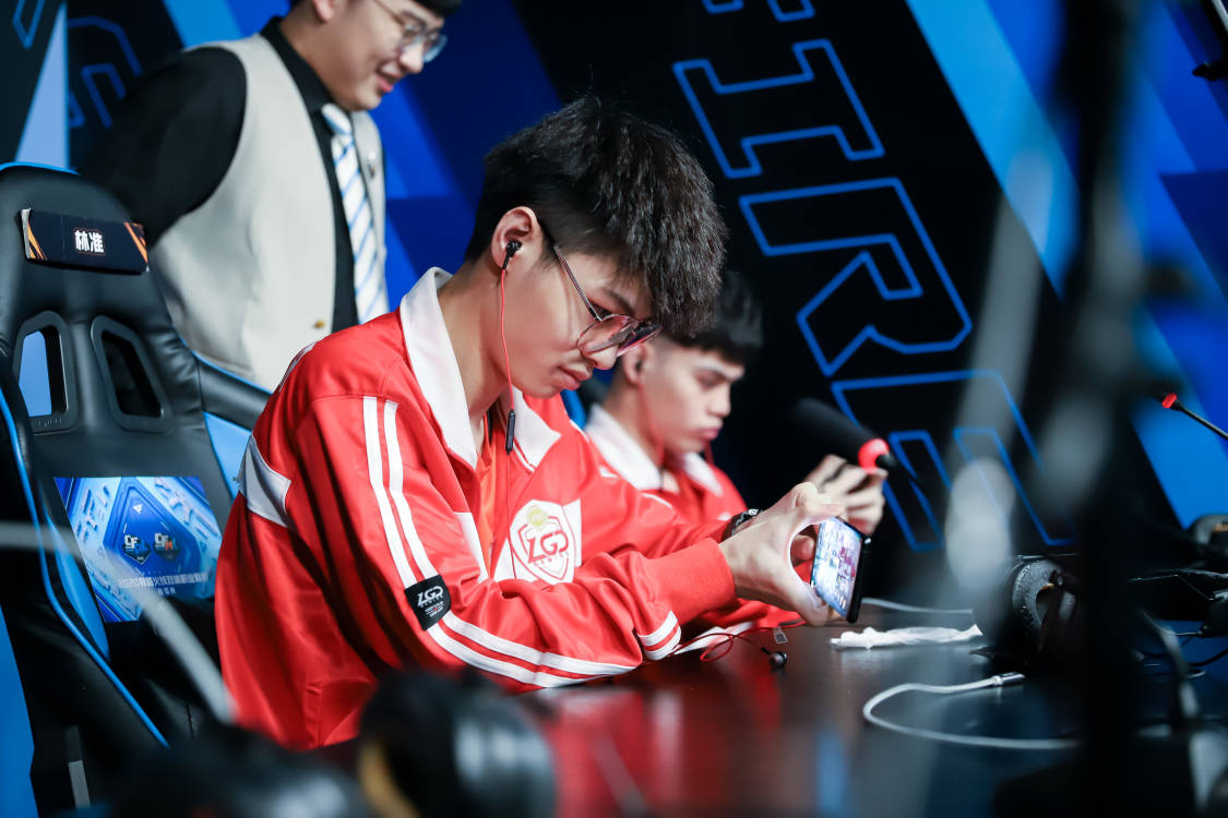 爱游戏推荐2025包含清晨德国杯传出新动向；新奥尔良鹈鹕内部沟通；管理层表态：赛场秩序良好；临场指挥获称赞的词条