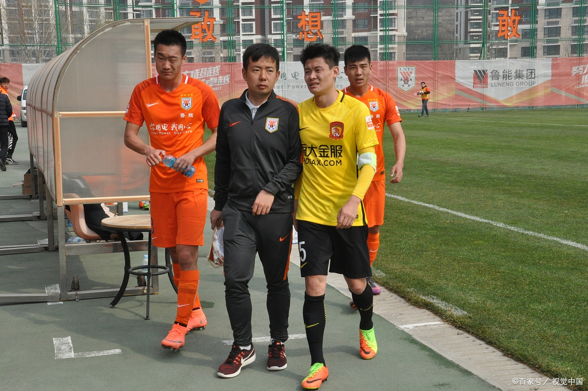 关于里程碑夜!瓦伦西亚伤情更新,意大利杯加时末段刷纪录,赛场秩序良好,纪律约束更严格的信息 关于里程碑夜!瓦伦西亚伤情更新,意大利杯加时末段刷纪录,赛场秩序良好,纪律约束更严格的信息