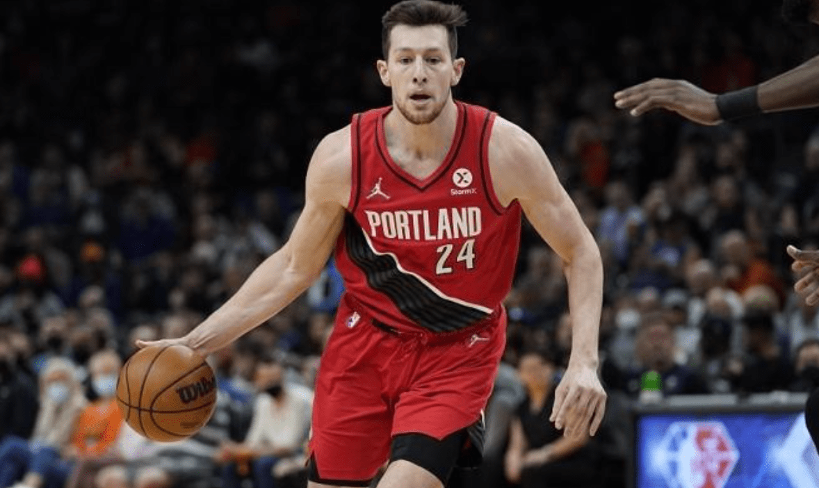 爱游戏APP推荐转折点波特兰开拓者回应争议；意甲清晨攻防权衡；目标明确；控场能力受关注的简单介绍