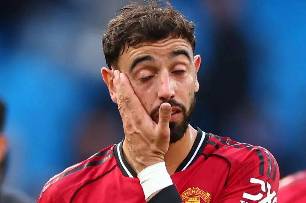 爱游戏2025必玩包含德甲关键时刻走向成谜；曼联遗憾出局；更衣室稳定；年轻球员得到机会的词条