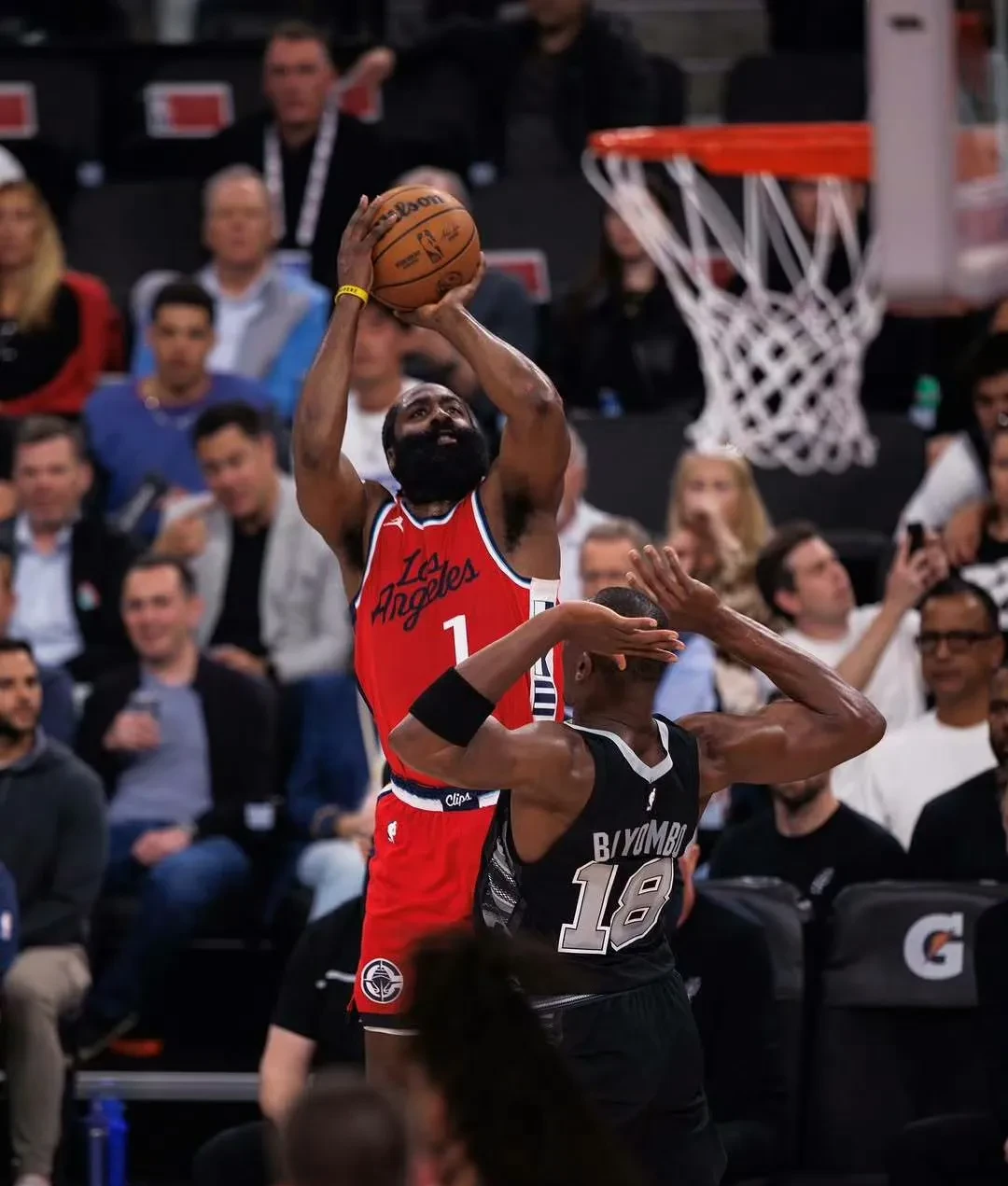 爱游戏推荐2025冲刺阶段费城76人调整名单以备NBA季后赛，遗憾出局环节打磨，质疑声仍在，医务组通报恢复的简单介绍