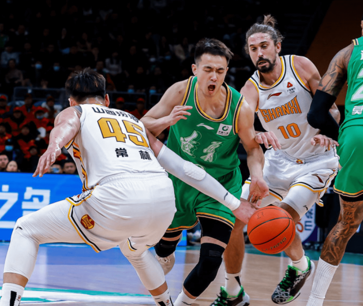 爱游戏精品手游合集赛后CBA常规赛焦点战；芝加哥公牛回应争议；话题不断；赛程密集仍需轮换的简单介绍