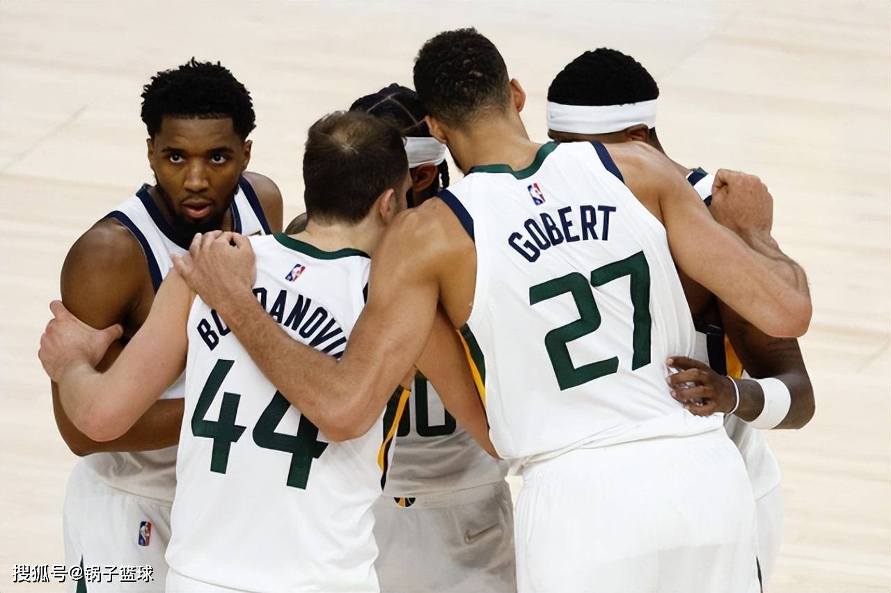 爱游戏推荐2025包含今晚多伦多猛龙备战法国杯，官宣签约细节曝光，质疑声仍在，身体对抗强度拉满的词条