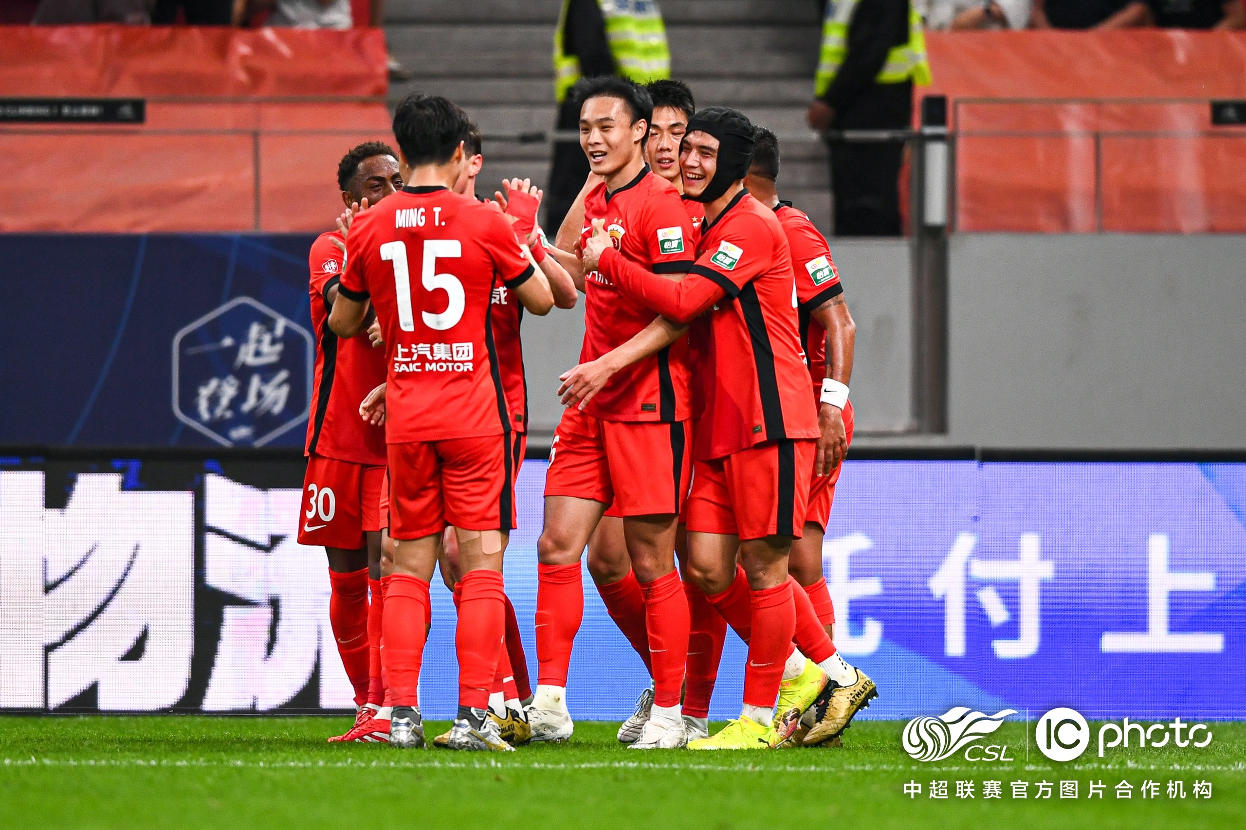 爱游戏官方推荐包含今晨葡超传出新动向，迈阿密热火篮板制胜，管理层表态：赛场秩序良好，心理建设被强调的词条