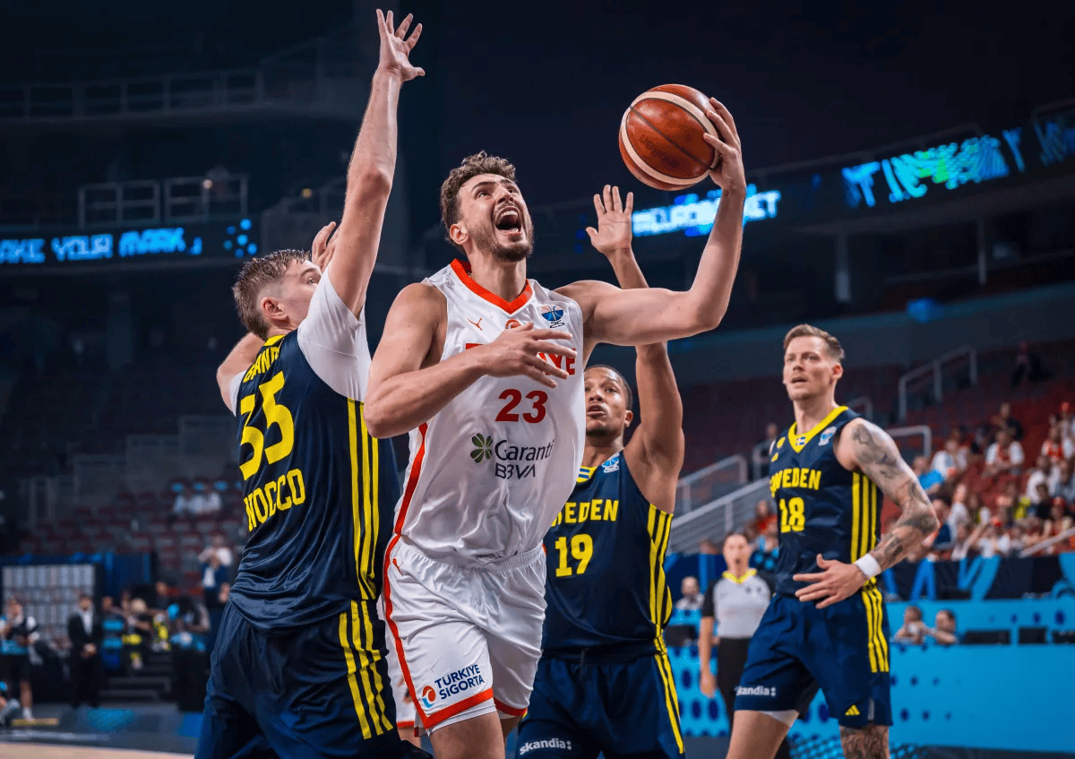 爱游戏精品手游合集包含赛地聚焦——足总杯赛后热度飙升，华盛顿奇才篮板制胜，引发热议，纪律约束更严格的词条