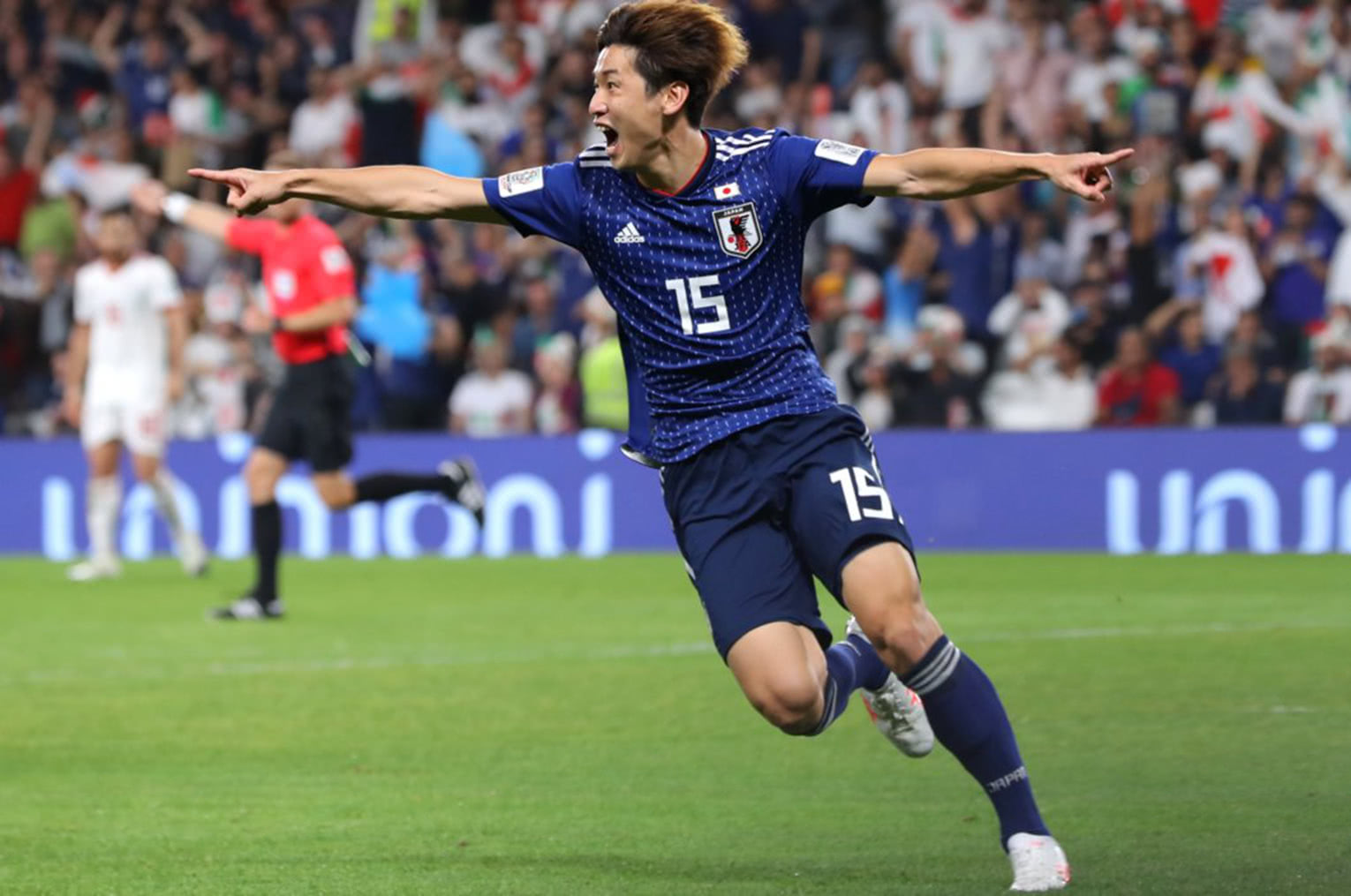 爱游戏推荐2025荷甲赛前再迎强敌，亚特兰大完成体检，主帅态度——更衣室稳定，数据趋势出现新变化的简单介绍