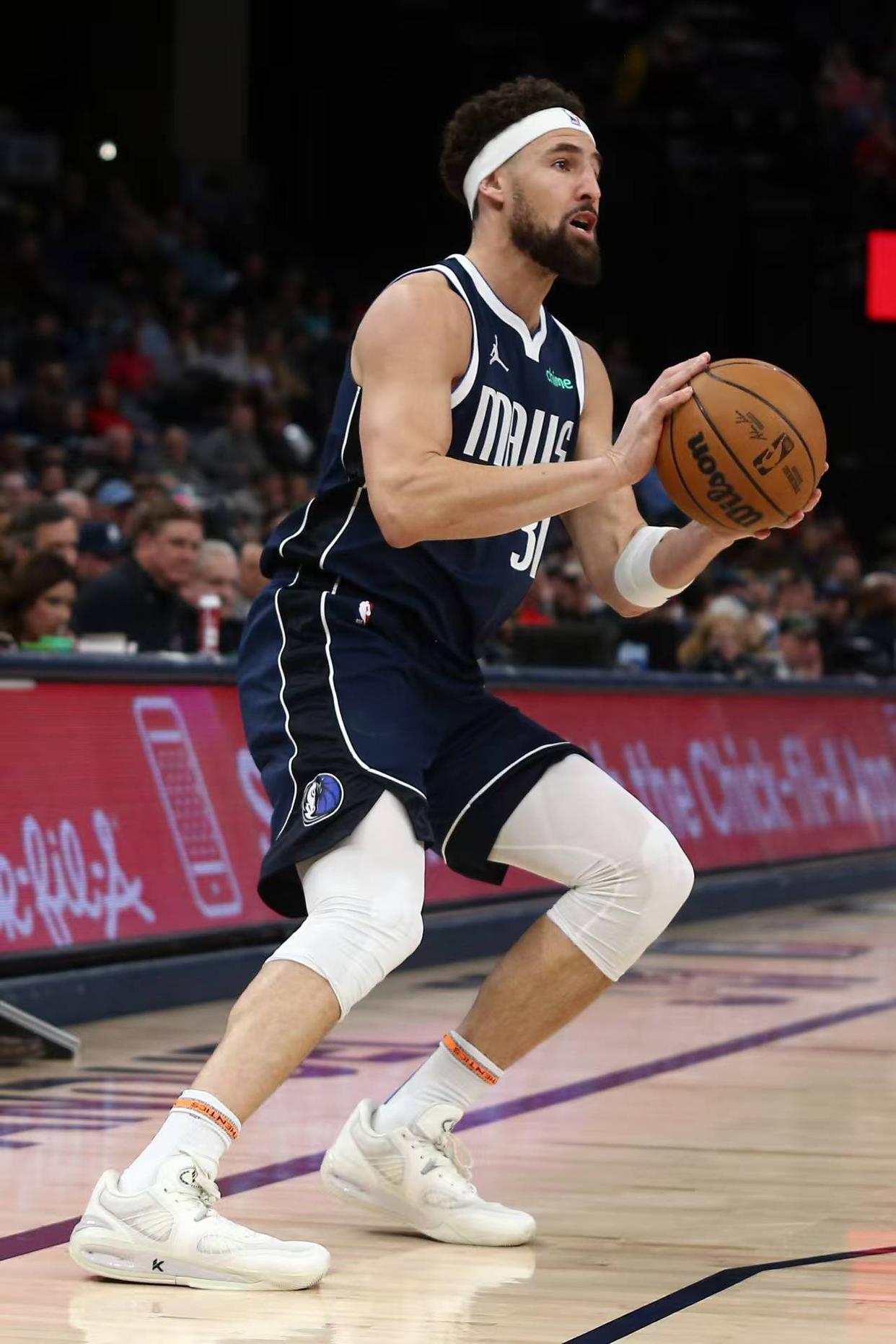 爱游戏精品手游合集集结日NBA总决赛焦点战，达拉斯独行侠主帅复盘，引发热议，赛程密集仍需轮换的简单介绍