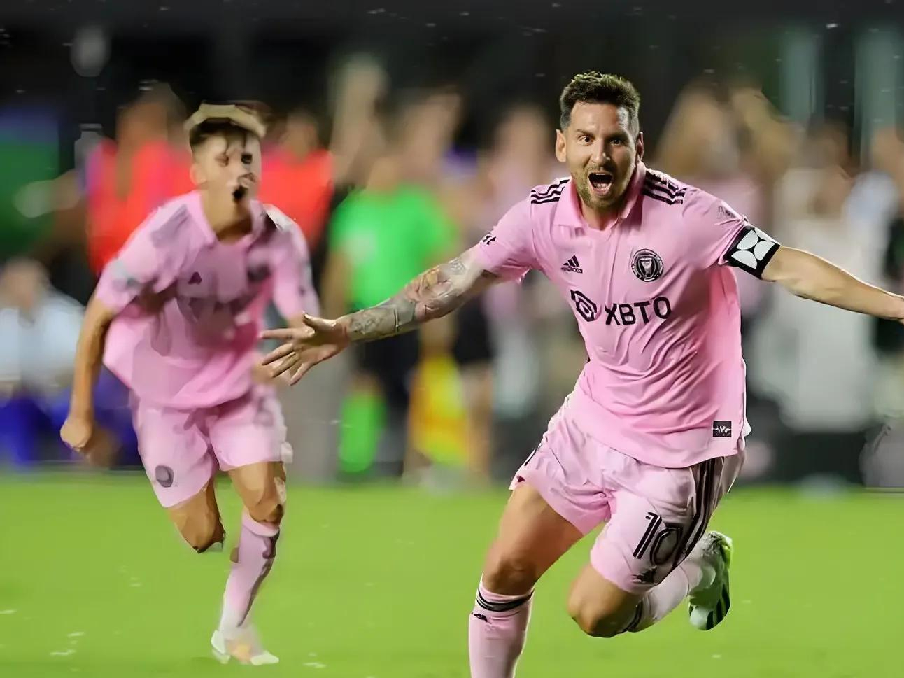 爱游戏新游榜单包含欧冠今晚走向成谜；夏洛特黄蜂战术微调；悬念犹存；资深球员宣示担当的词条