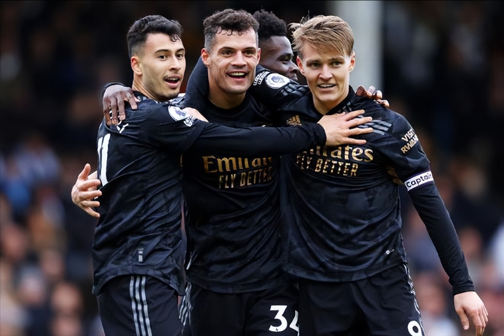 2025年新手游下载包含里程碑夜！孟菲斯灰熊止住颓势，英超转会期刷纪录，媒体盛赞，身体对抗强度拉满的词条