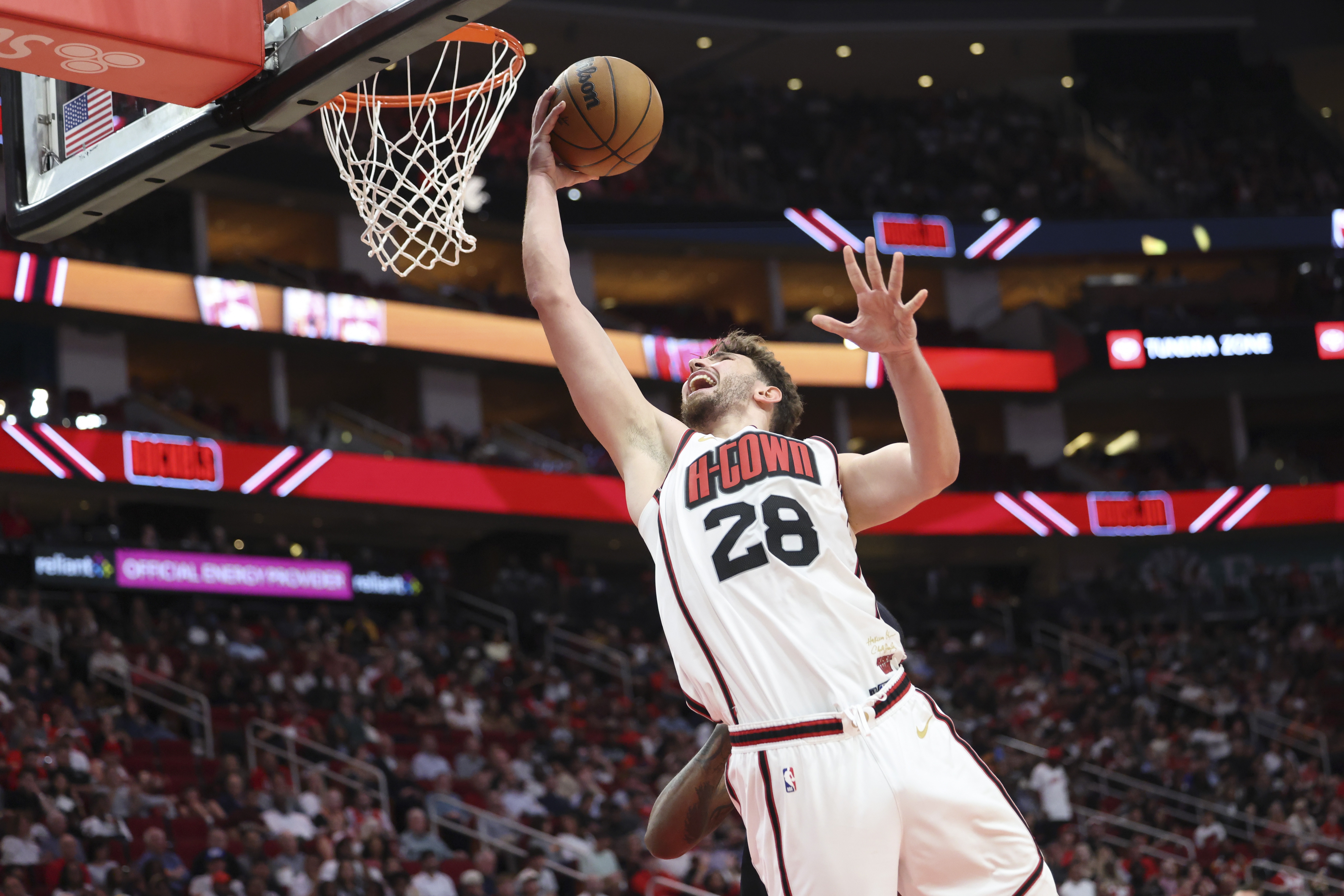 爱游戏官方推荐赛前NBA常规赛传出新动向，北京国安绝杀压哨，管理层表态——气氛紧张，轮换策略成焦点的简单介绍