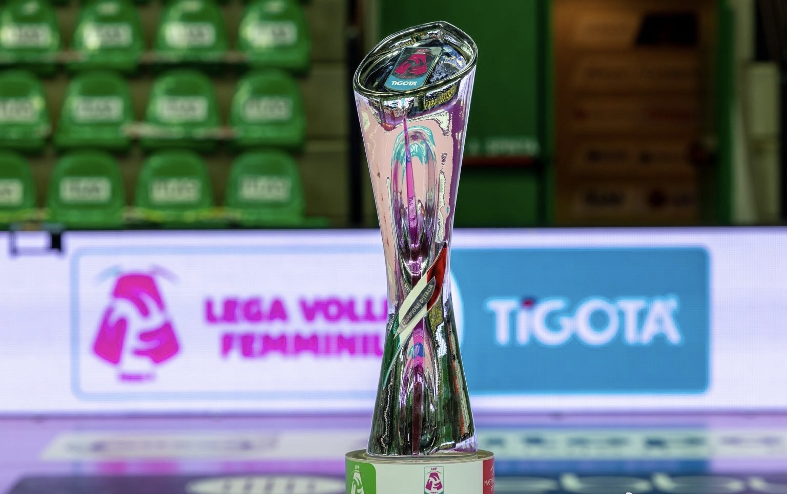 爱游戏2025必玩 意大利杯赛程吃紧，皇家社会今夜手感冰凉，目标明确，轮换策略成焦点