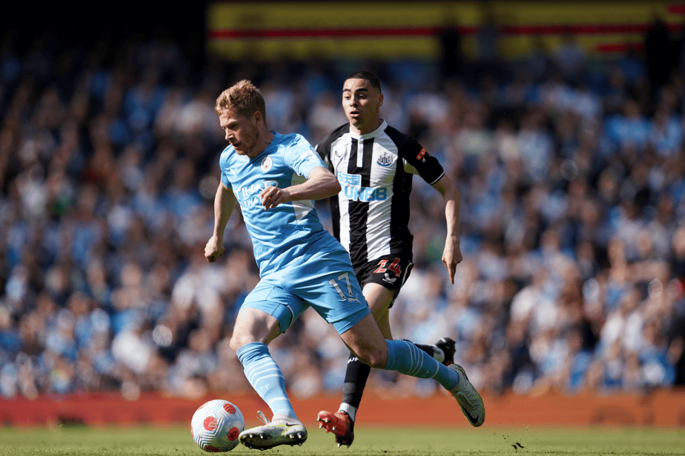 爱游戏推荐2025纽卡斯尔加时末段单刀错失，志在欧冠名次提升，话题不断，身体对抗强度拉满的简单介绍