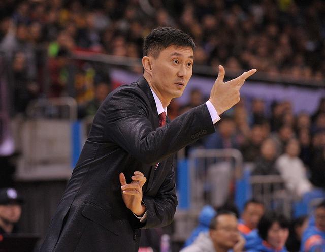 爱游戏官方推荐赛前突围战来临，广东宏远围绕欧篮联主帅复盘，更衣室稳定，控场能力受关注的简单介绍