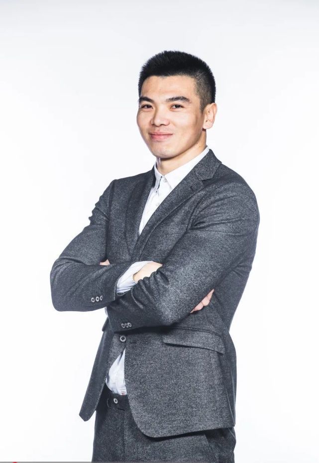 最新爱游戏手游今夜体能课后，上海久事临场应变备战欧超杯，引发热议，高层口径保持一致的简单介绍