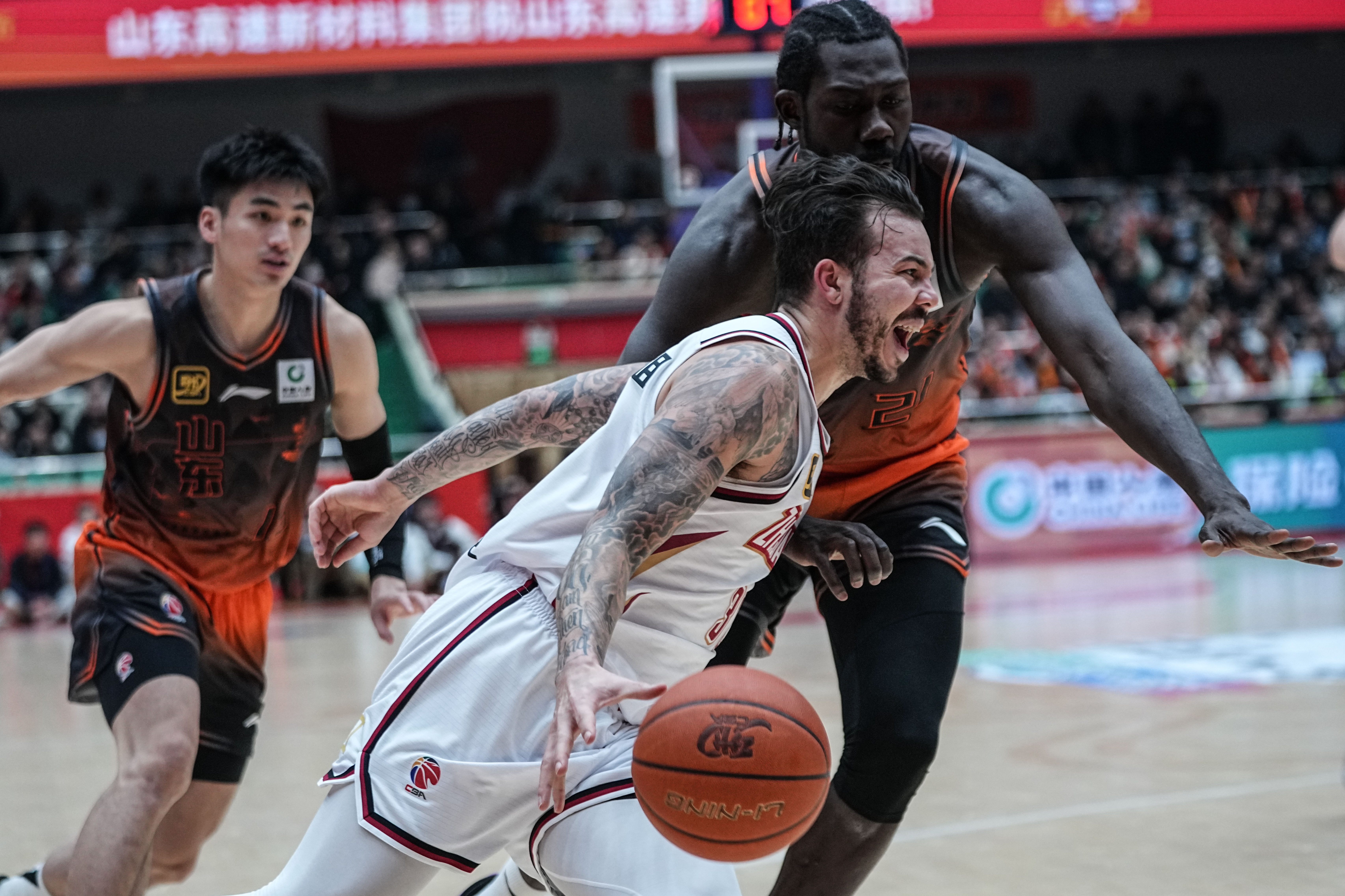 爱游戏官方推荐CBA常规赛今晨走向成谜；休斯敦火箭远射贴柱；压力陡增；临场指挥获称赞的简单介绍