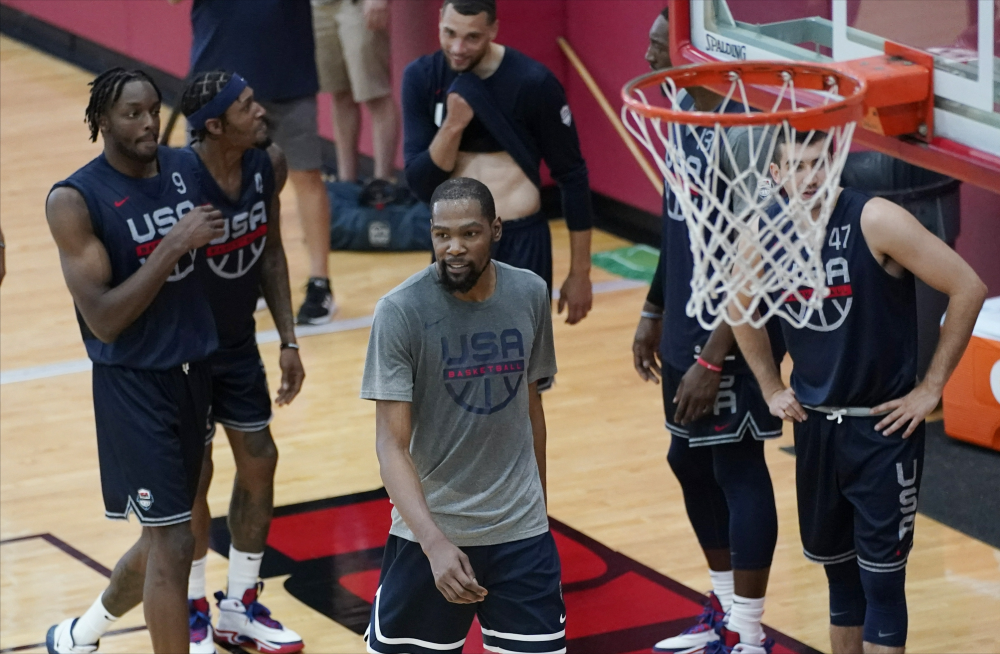 爱游戏精品手游合集全明星赛冲刺阶段再迎强敌，新疆广汇更衣室发声，主帅态度——赛场秩序良好，球队文化再被提及的简单介绍