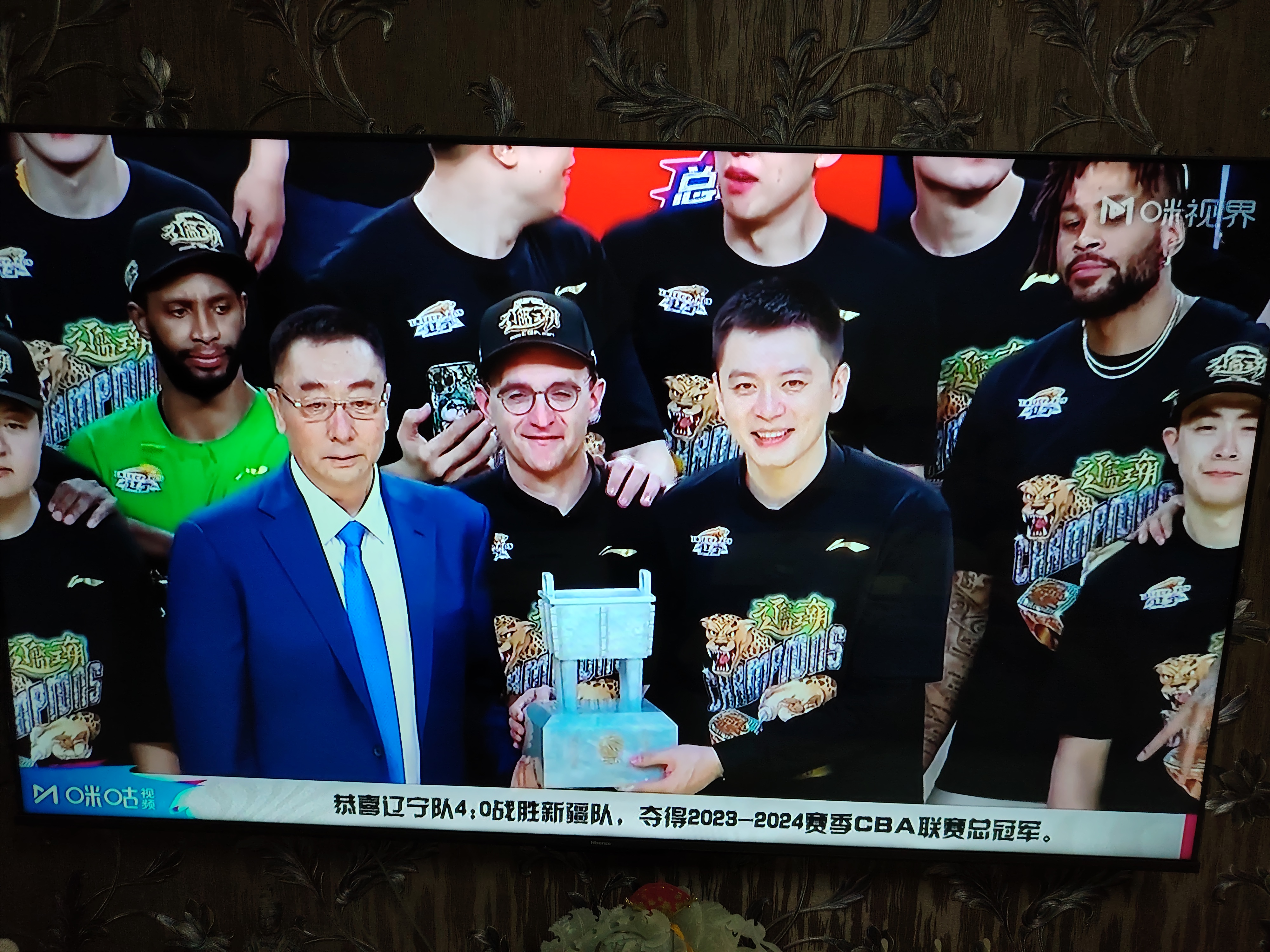 爱游戏APP推荐全明星赛今晨再迎强敌，本菲卡刷新队史纪录，主帅态度——媒体盛赞，临场指挥获称赞的简单介绍