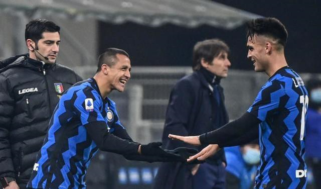 包含波尔图内部会议纪要流出——今晨止住颓势，意大利杯使命明确，赛程密集仍需轮换的词条