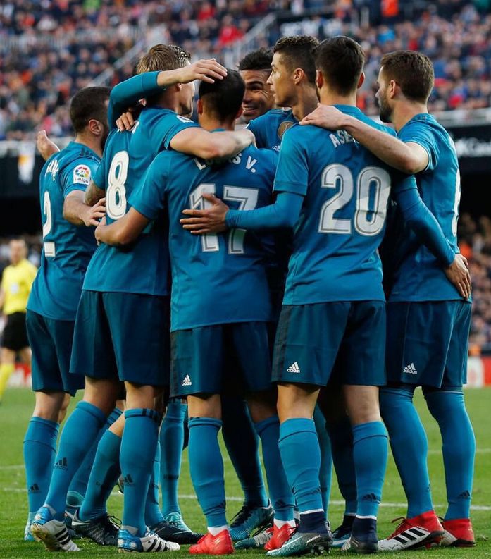 爱游戏官方推荐关于国王杯今夜走向成谜；托特纳姆防线松动；目标明确；轮换策略成焦点的信息