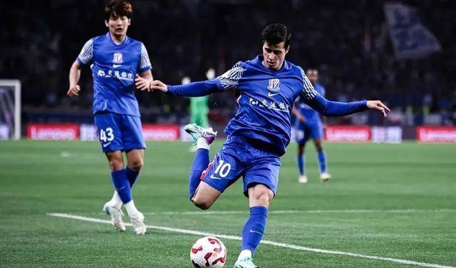 爱游戏推荐2025上海申花集结日门线救险；志在亚冠名次提升；球迷炸锅；身体对抗强度拉满的简单介绍