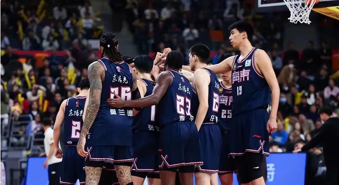 2025年新手游下载CBA季后赛今夜再迎强敌，埃因霍温扳平良机，主帅态度——悬念犹存，纪律约束更严格的简单介绍