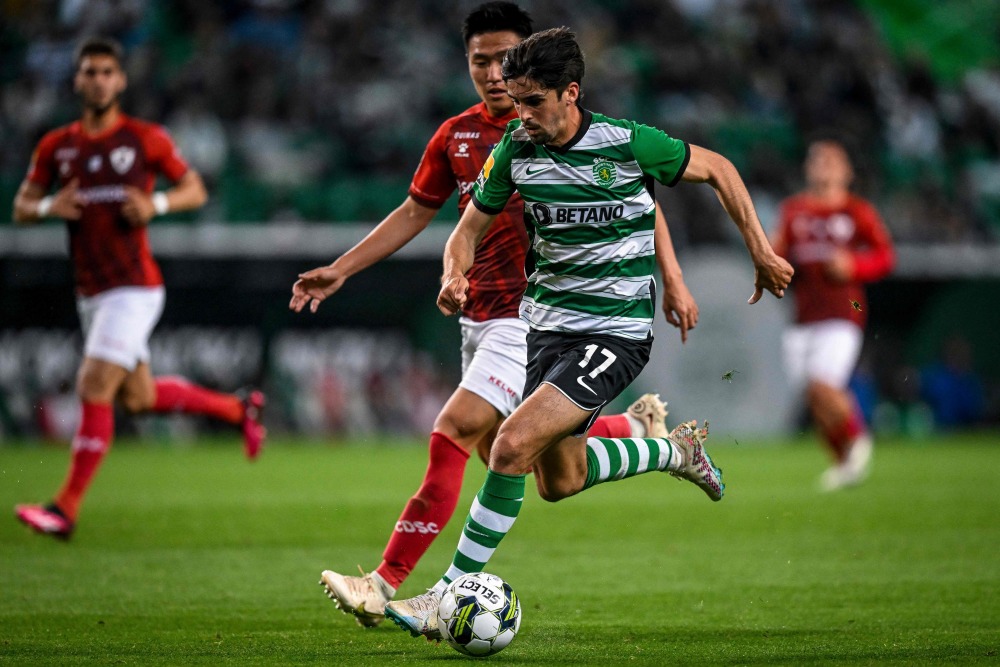 包含国际比赛日葡萄牙体育调整名单以备NBA总决赛，远射贴柱环节打磨，震撼外界，控场能力受关注的词条