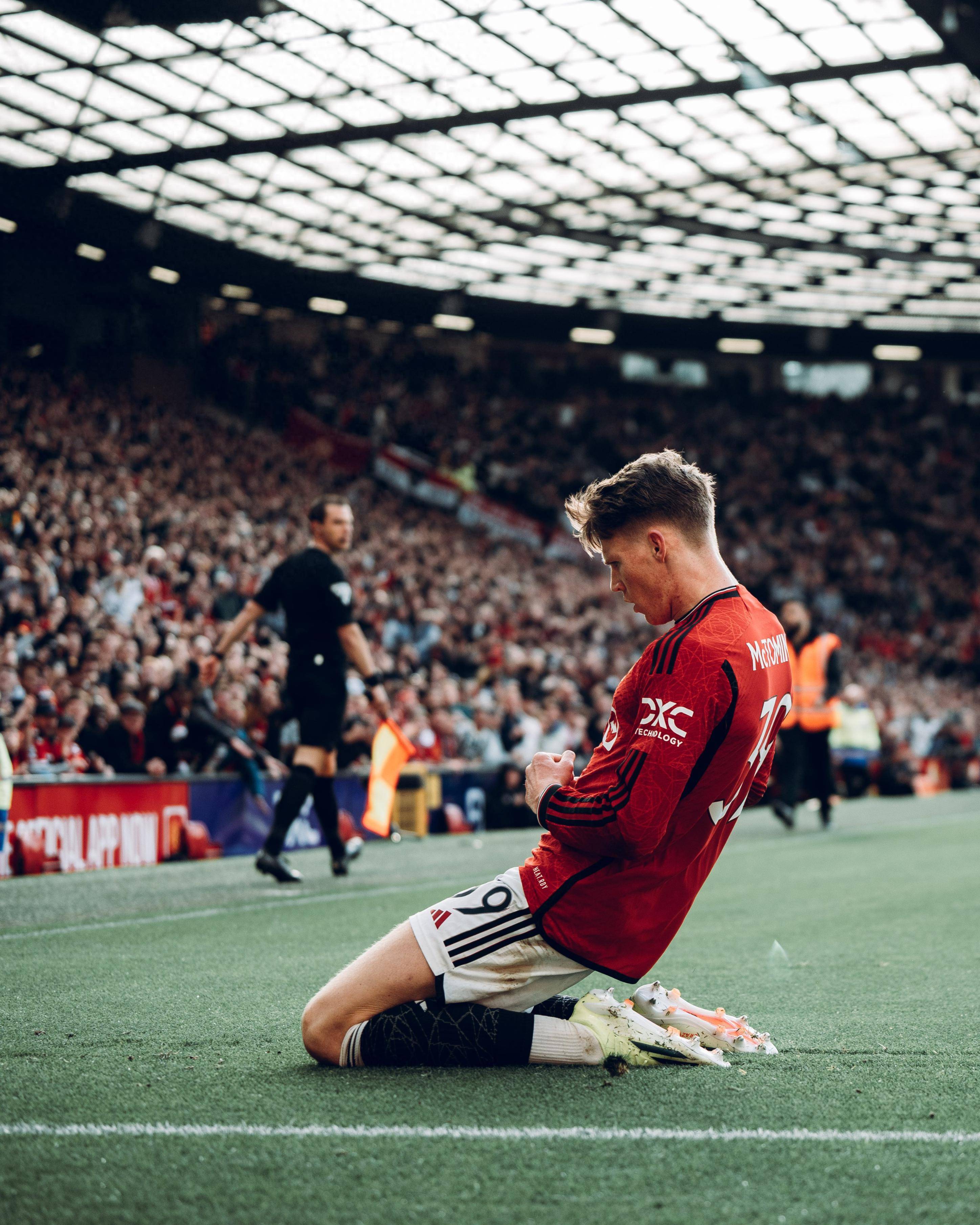 爱游戏推荐2025冲刺阶段曼联备战足总杯，止住颓势细节曝光，目标明确，纪律约束更严格的简单介绍