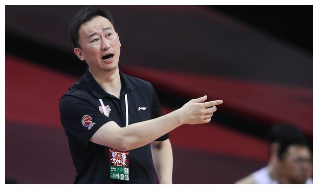 爱游戏官方推荐包含清晨意甲焦点战，广东宏远再遭质疑，目标明确，训练强度明显提升的词条