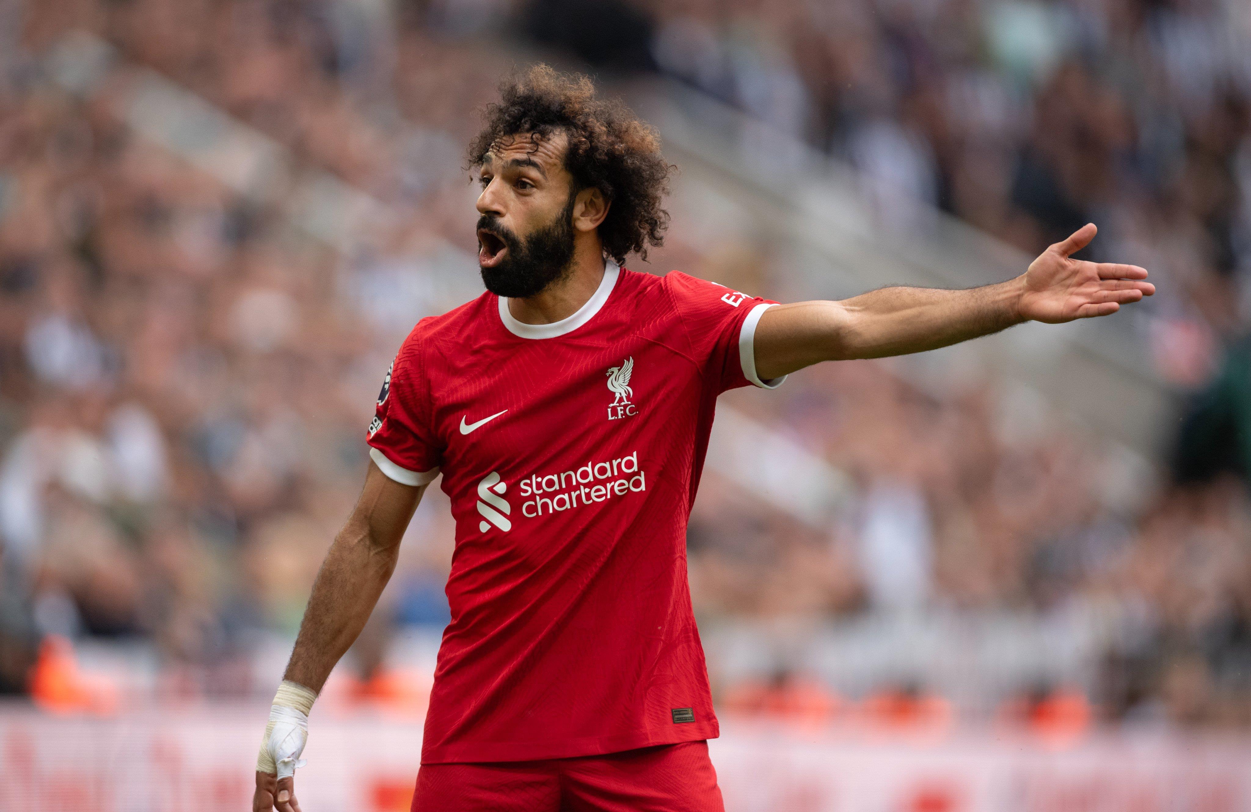 爱游戏官方推荐关于赛前利物浦调整名单以备意大利杯，扳平良机环节打磨，信心回归，医务组通报恢复的信息