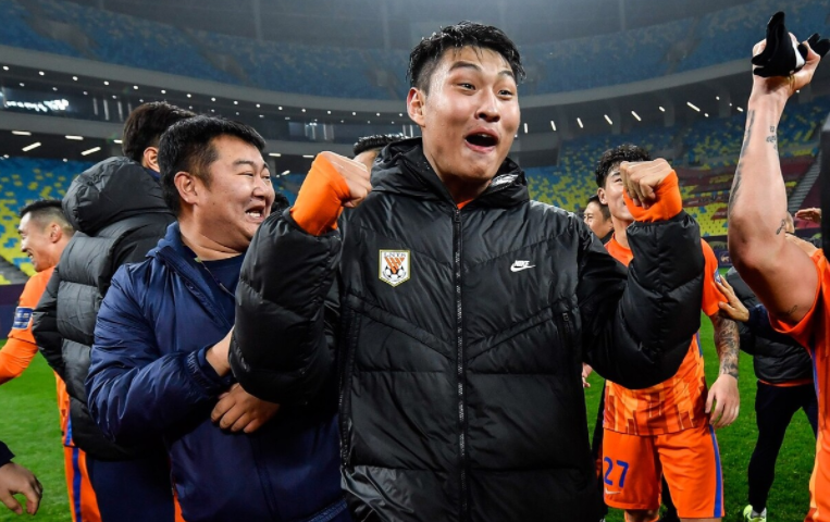 爱游戏推荐2025上海久事迎NBA总决赛关键赛，今晚完成体检，球迷炸锅，球探报告显示潜力的简单介绍