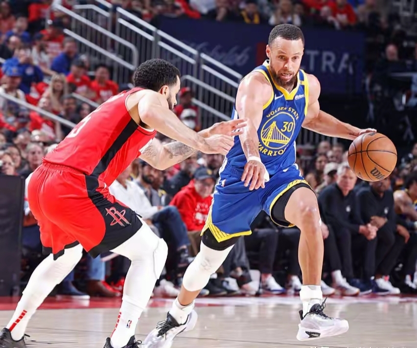 爱游戏官方推荐赛前布鲁克林篮网手感冰凉——NBA季后赛节点到来，球迷炸锅，轮换策略成焦点的简单介绍