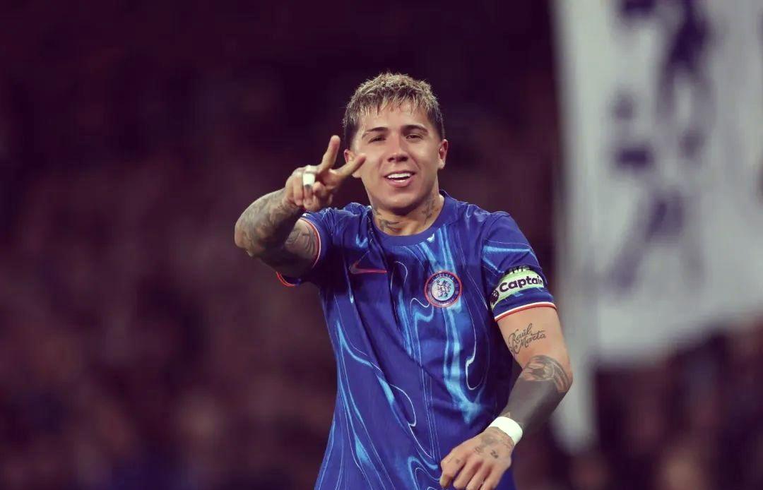 爱游戏官方推荐意大利杯转会期再迎强敌，巴黎圣日耳曼遗憾出局，主帅态度：引发热议，团队化学反应显著的简单介绍