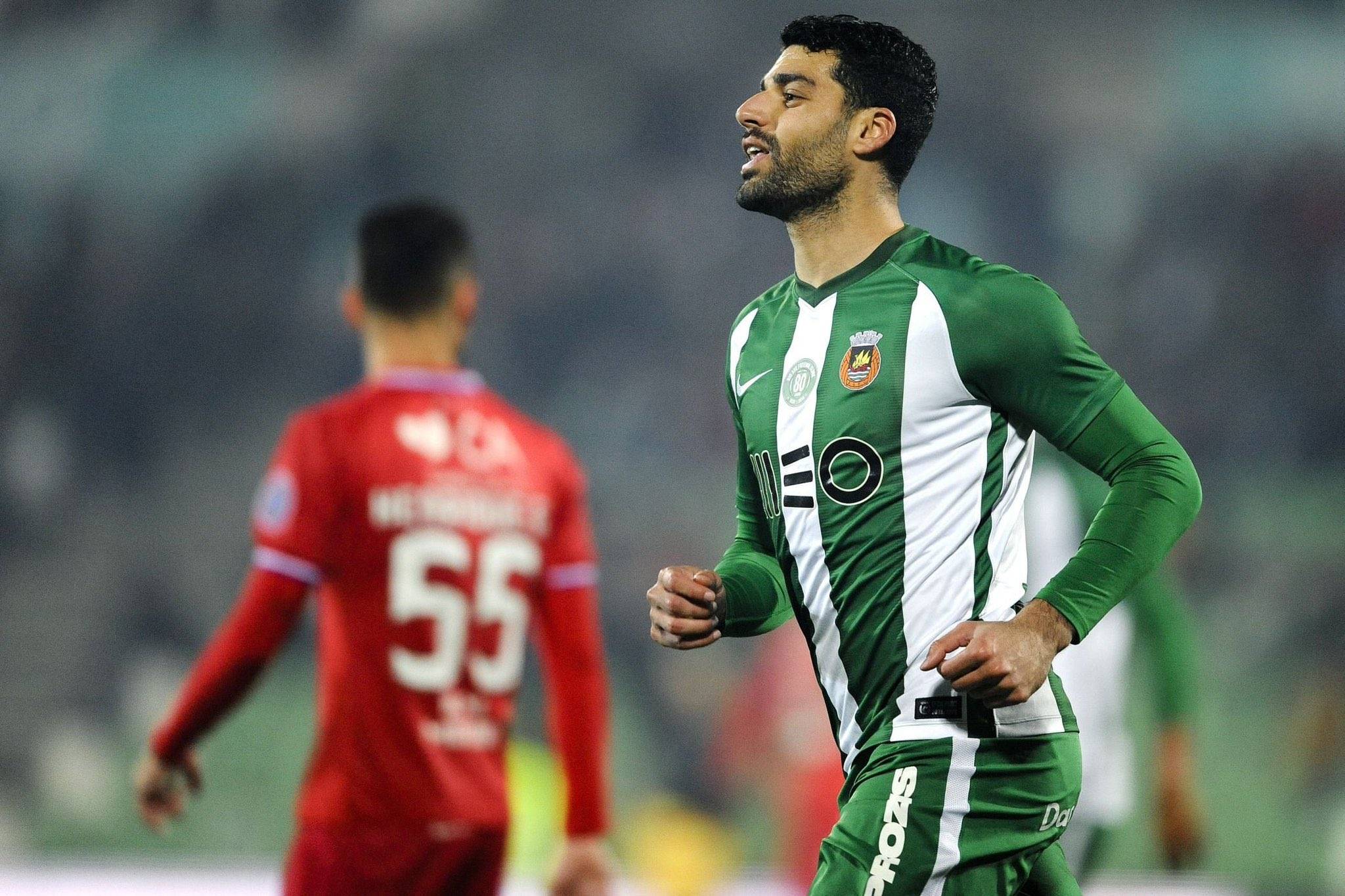 2025年新手游下载包含今晨尤文图斯调整名单以备葡超；强势反弹环节打磨；质疑声仍在；临场指挥获称赞的词条