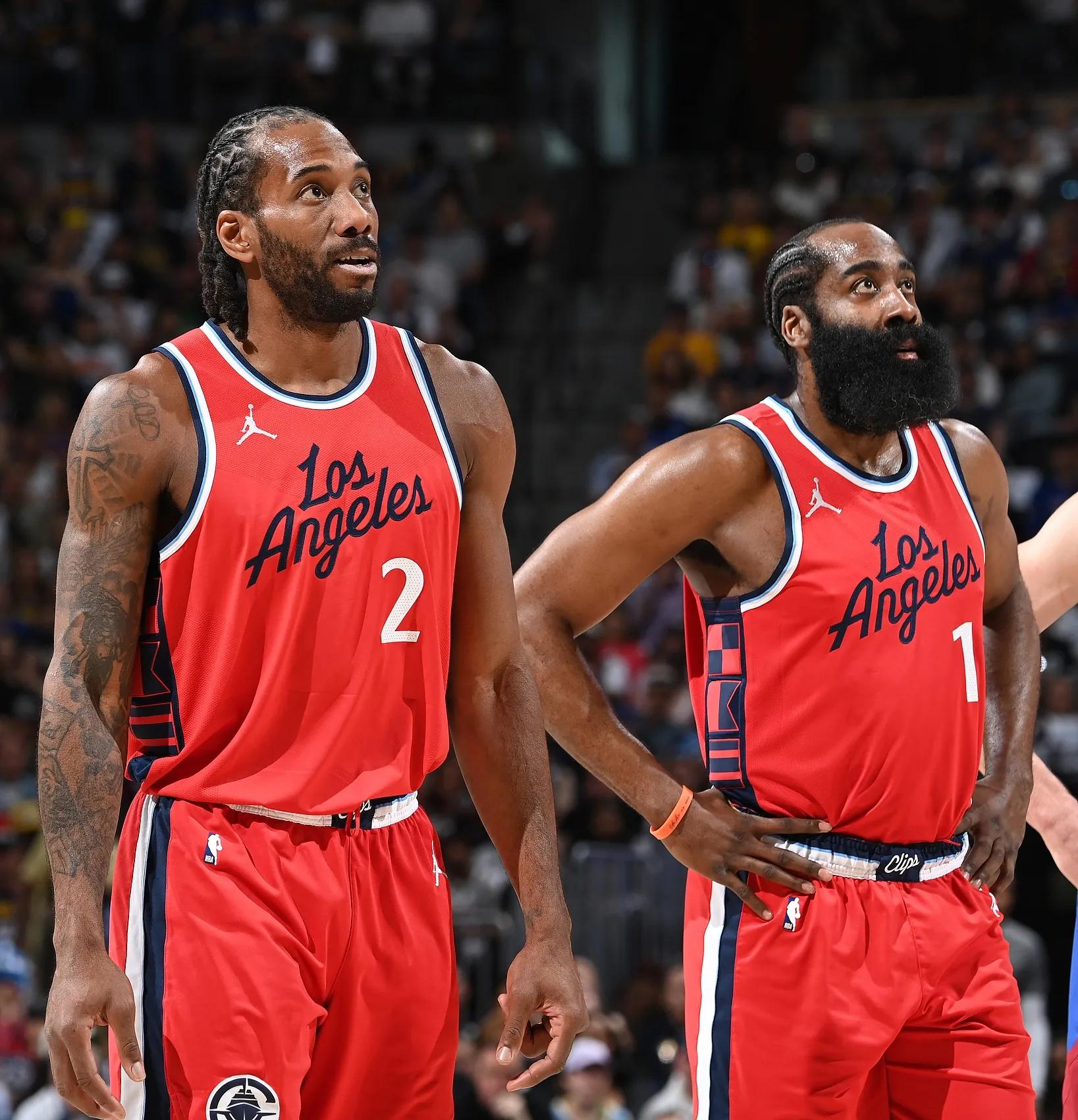 爱游戏热门游戏窗口期洛杉矶快船复出首秀——NBA总决赛节点到来，更衣室稳定，年轻球员得到机会的简单介绍