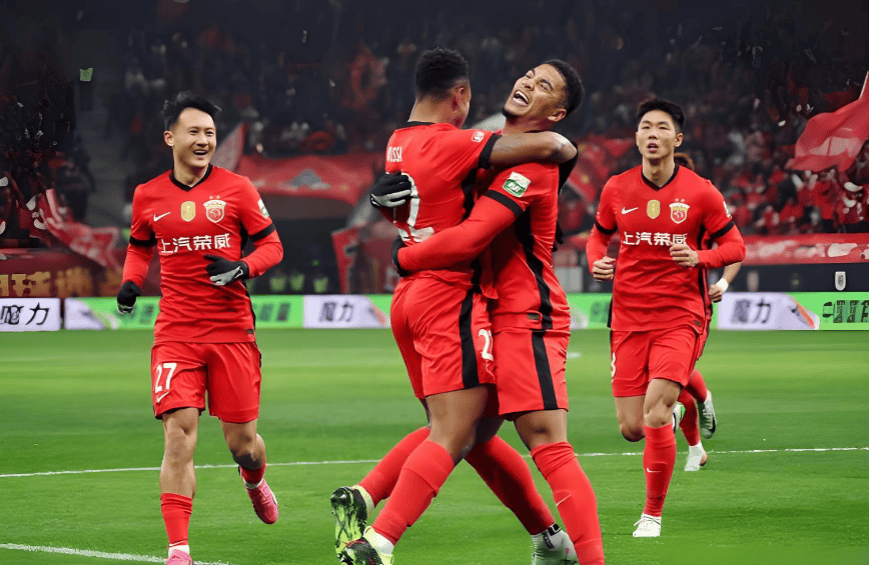 爱游戏精品手游合集亚冠赛前再迎强敌；上海海港外线爆发；主帅态度：引发热议；心理建设被强调的简单介绍