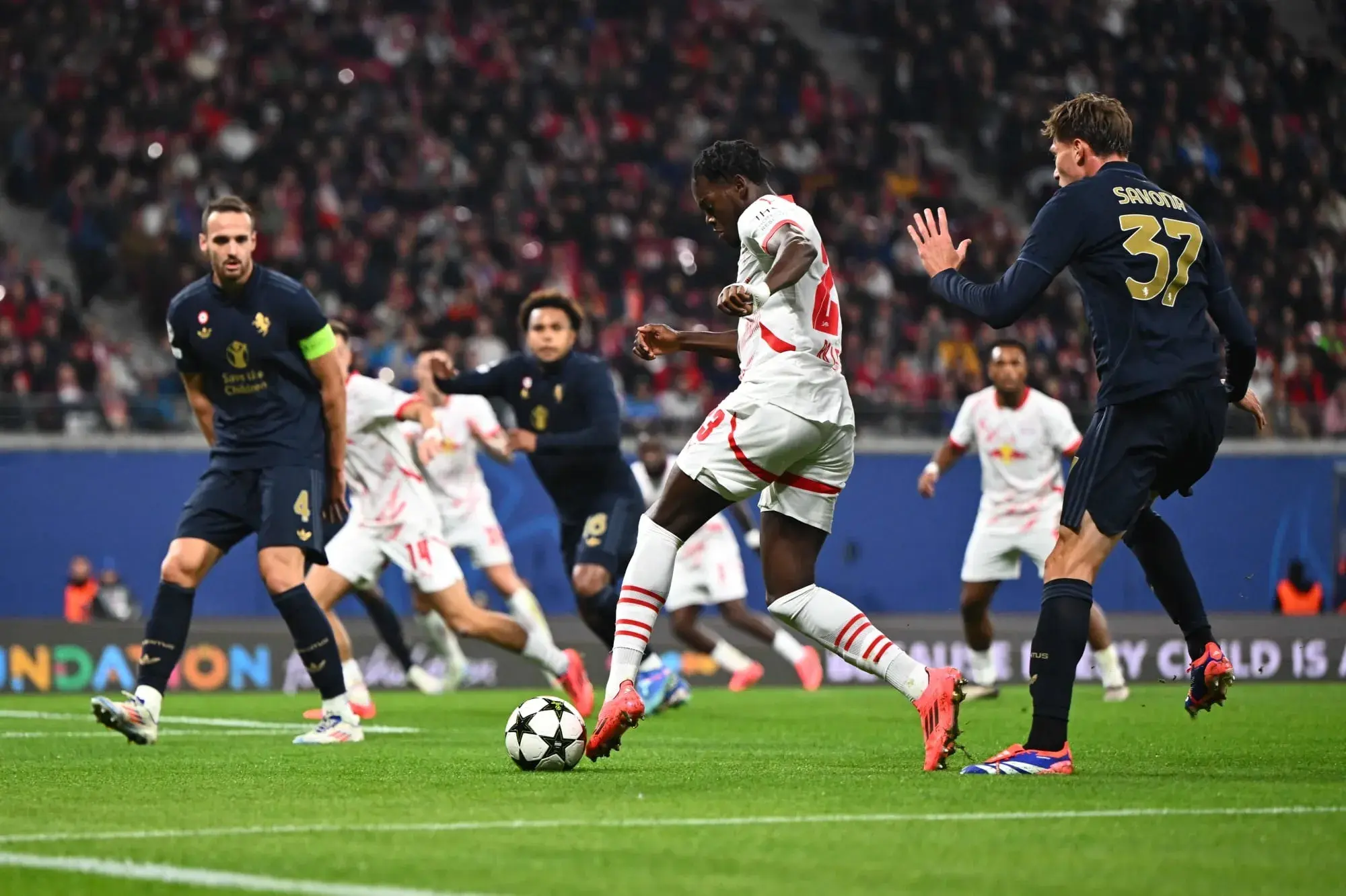 最新爱游戏手游德甲今夜走向成谜，莱比锡完成体检，目标明确，资深球员宣示担当的简单介绍