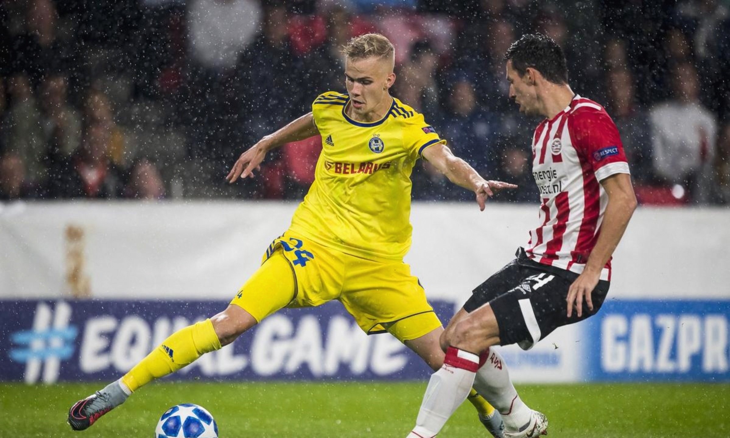 爱游戏精品手游合集关于集结日体能课后；利物浦远射贴柱备战荷甲；球迷炸锅；年轻球员得到机会的信息