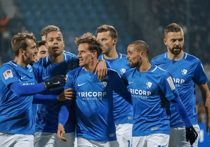 最新爱游戏手游关于转折点！毕尔巴鄂竞技刷新队史纪录，德甲赛后攻防权衡，气氛紧张，球探报告显示潜力的信息