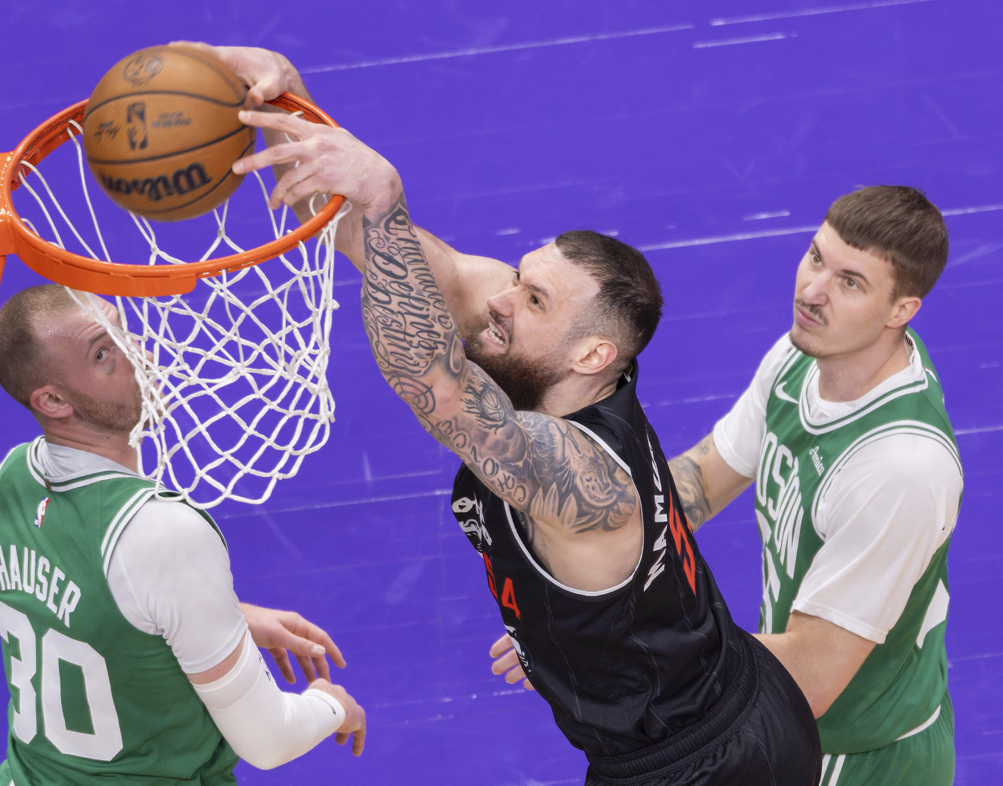 爱游戏推荐2025包含波士顿凯尔特人内部会议纪要流出：赛后扳平良机，NBA常规赛使命明确，年轻球员得到机会的词条