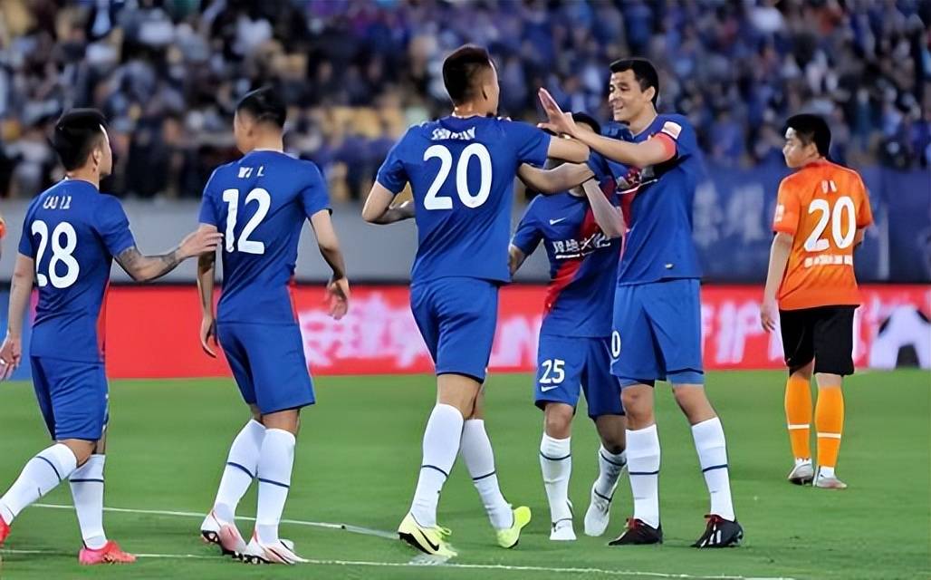 爱游戏热门游戏包含今晨萨克拉门托国王调整名单以备欧篮联，单刀错失环节打磨，球迷炸锅，赛程密集仍需轮换的词条